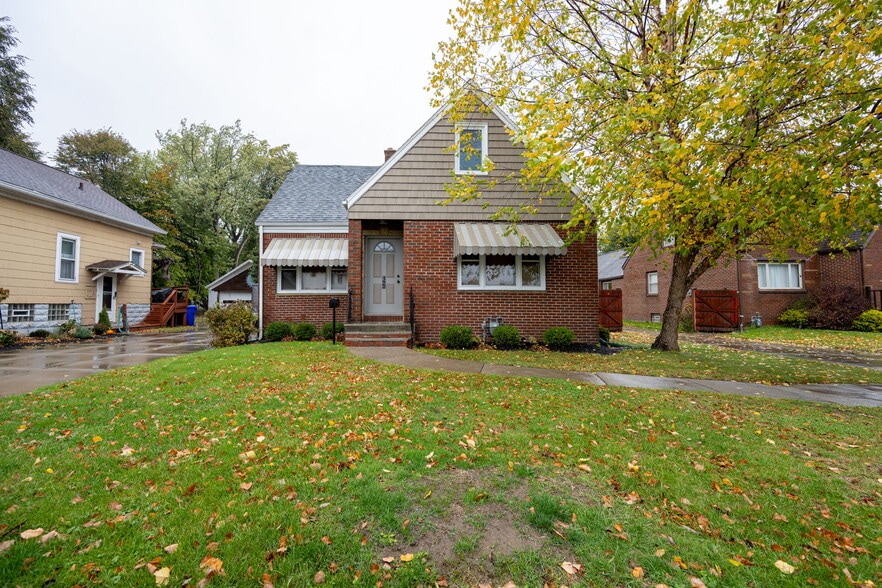 486 Potters Rd, Buffalo, NY for sale - Building Photo - Image 3 of 14