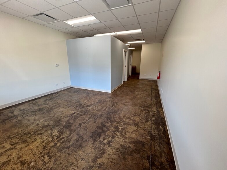 9660-9684 Franklin Ave, Franklin Park, IL à louer - Photo intérieure - Image 3 de 10