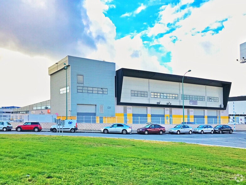 Industrial in Getafe, Madrid for lease - Building Photo - Image 2 of 4