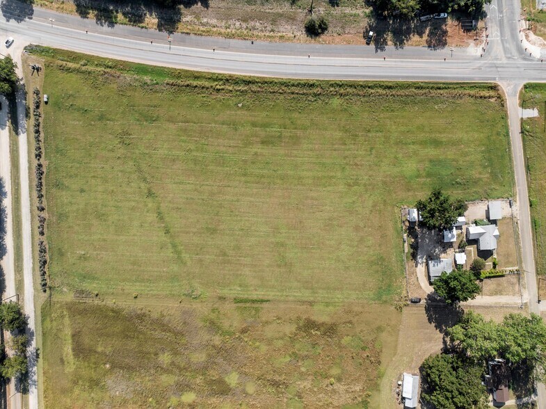 150 E Garden Dr, Waco, TX à vendre - Photo du bâtiment - Image 2 de 5