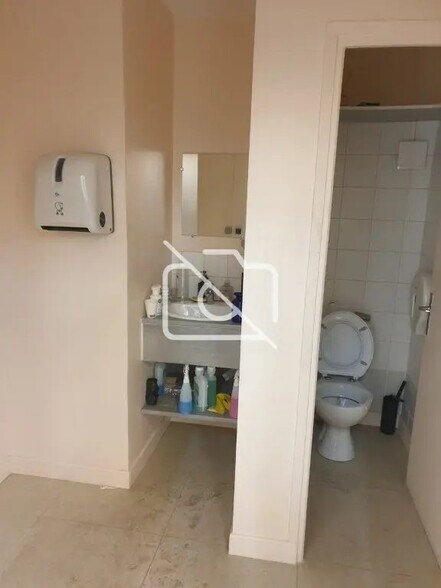 Industriel dans Bagnolet à vendre - Photo du bâtiment - Image 3 de 5