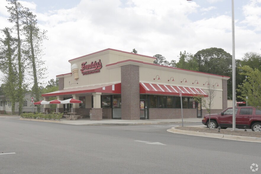 10611 Broad River Rd, Irmo, SC for lease - Primary Photo - Image 1 of 3