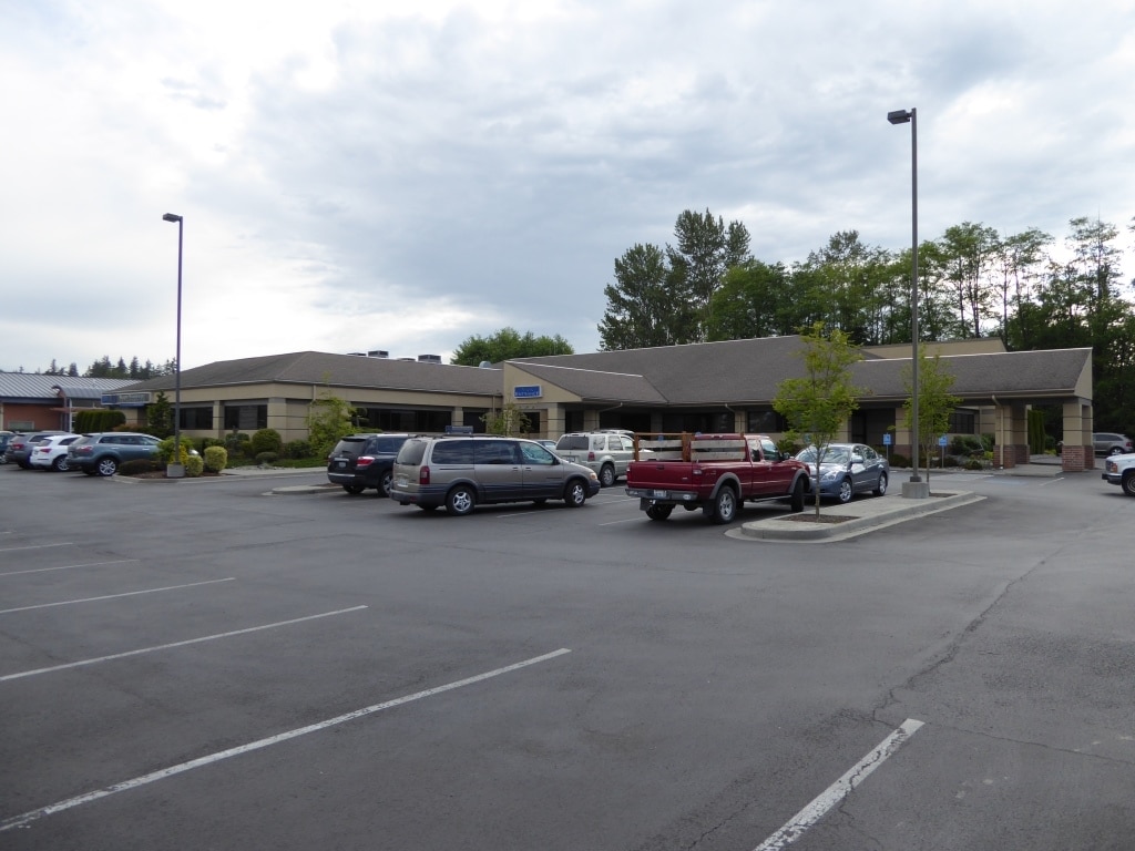 1500 Continental Pl, Mount Vernon, WA for lease Primary Photo- Image 1 of 20