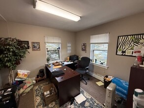 115 Campbell St, Geneva, IL for lease Interior Photo- Image 1 of 1