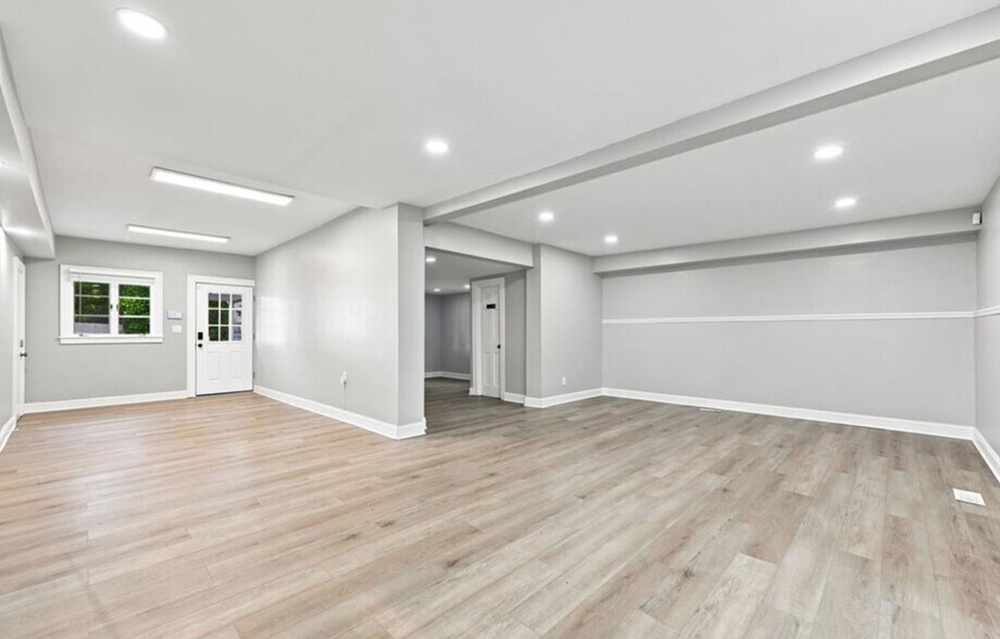 3457 Clinton St, West Seneca, NY à vendre - Photo du bâtiment - Image 3 de 18