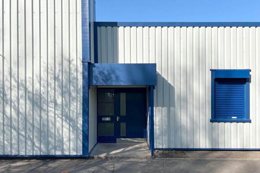 51-61 Carron Pl, East Kilbride à louer - Photo du bâtiment - Image 2 de 7