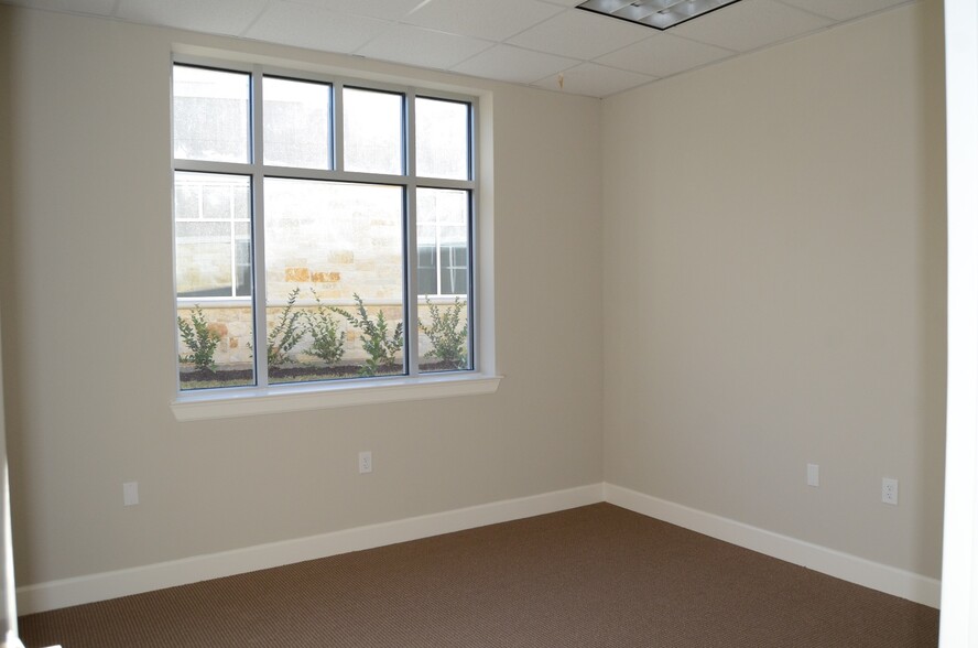 8505 Technology Forest Pl, The Woodlands, TX à vendre - Photo du bâtiment - Image 3 de 8