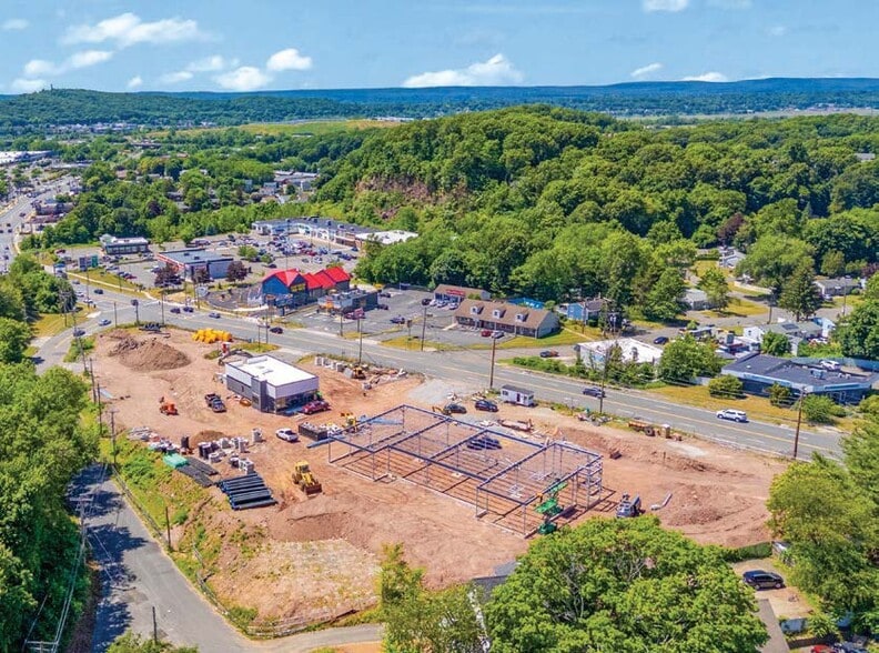 990 Foxon Rd, East Haven, CT for sale - Building Photo - Image 2 of 6