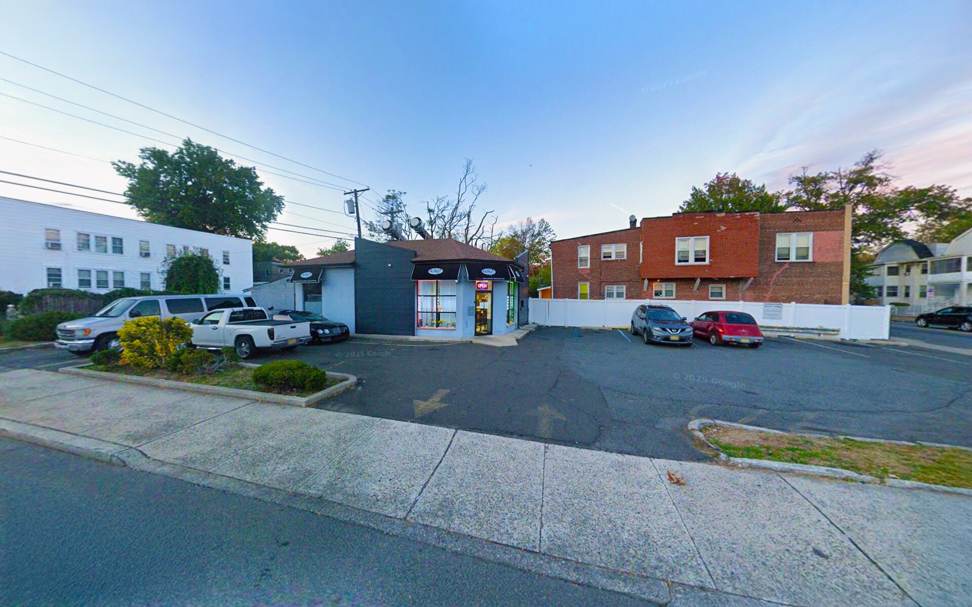 275 Sanford St, East Orange, NJ à vendre Photo du bâtiment- Image 1 de 3