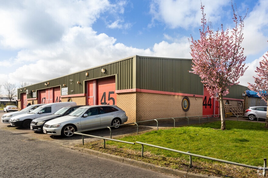 Earlsway, Gateshead for lease - Building Photo - Image 2 of 2