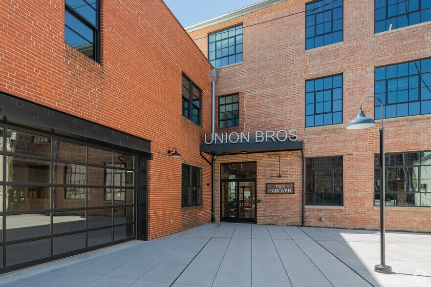 37 W Cross St, Baltimore, MD à louer - Photo du bâtiment - Image 2 de 19