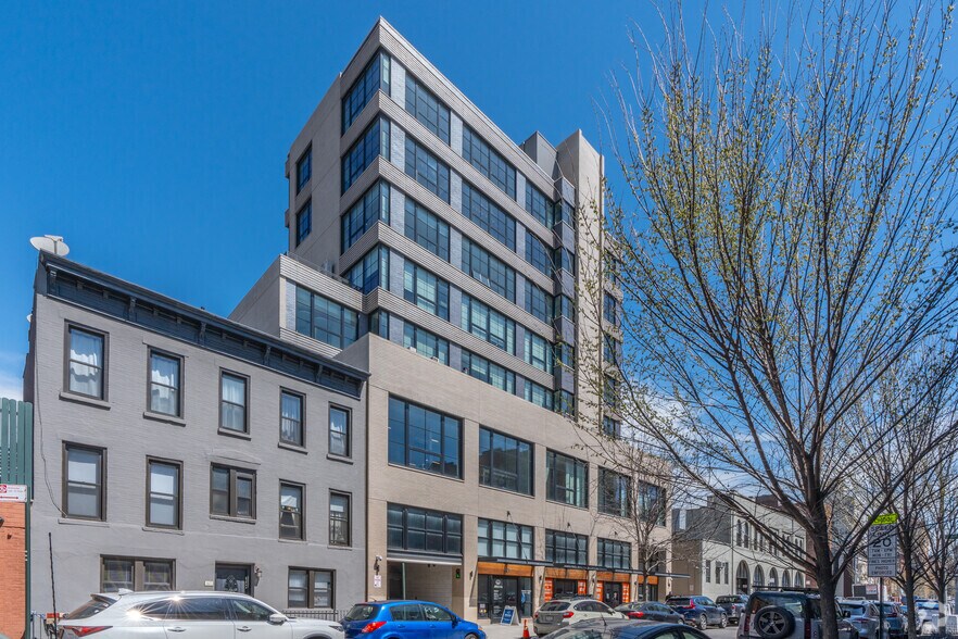 497 Carroll St, Brooklyn, NY for lease - Building Photo - Image 1 of 6