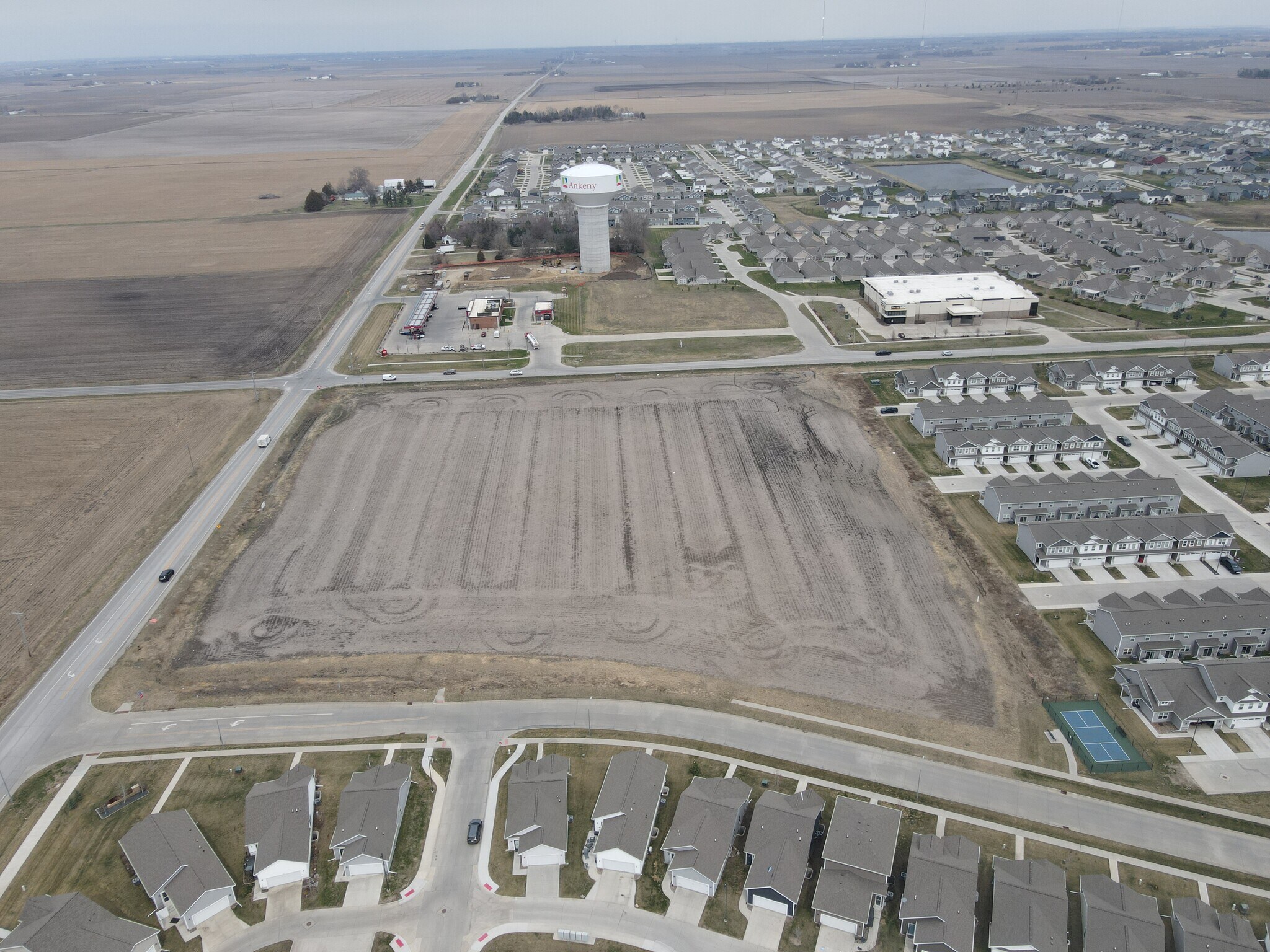 SEC of 36th Street and Irvinedale Drive, Ankeny, IA à vendre Photo principale- Image 1 de 4
