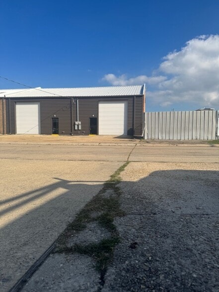 2720 Piedmont St, Kenner, LA for lease - Building Photo - Image 2 of 4