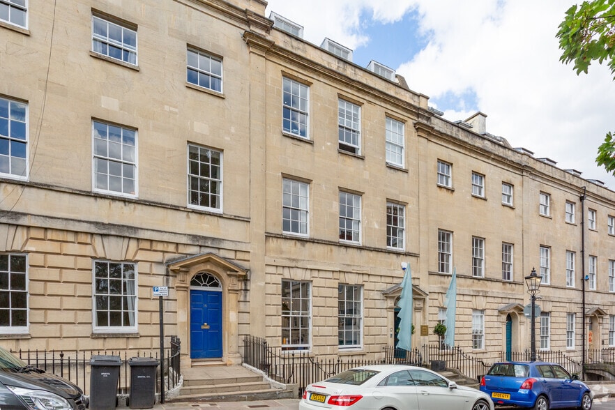 17-18 Berkeley Sq, Bristol à louer - Photo du bâtiment - Image 2 de 16