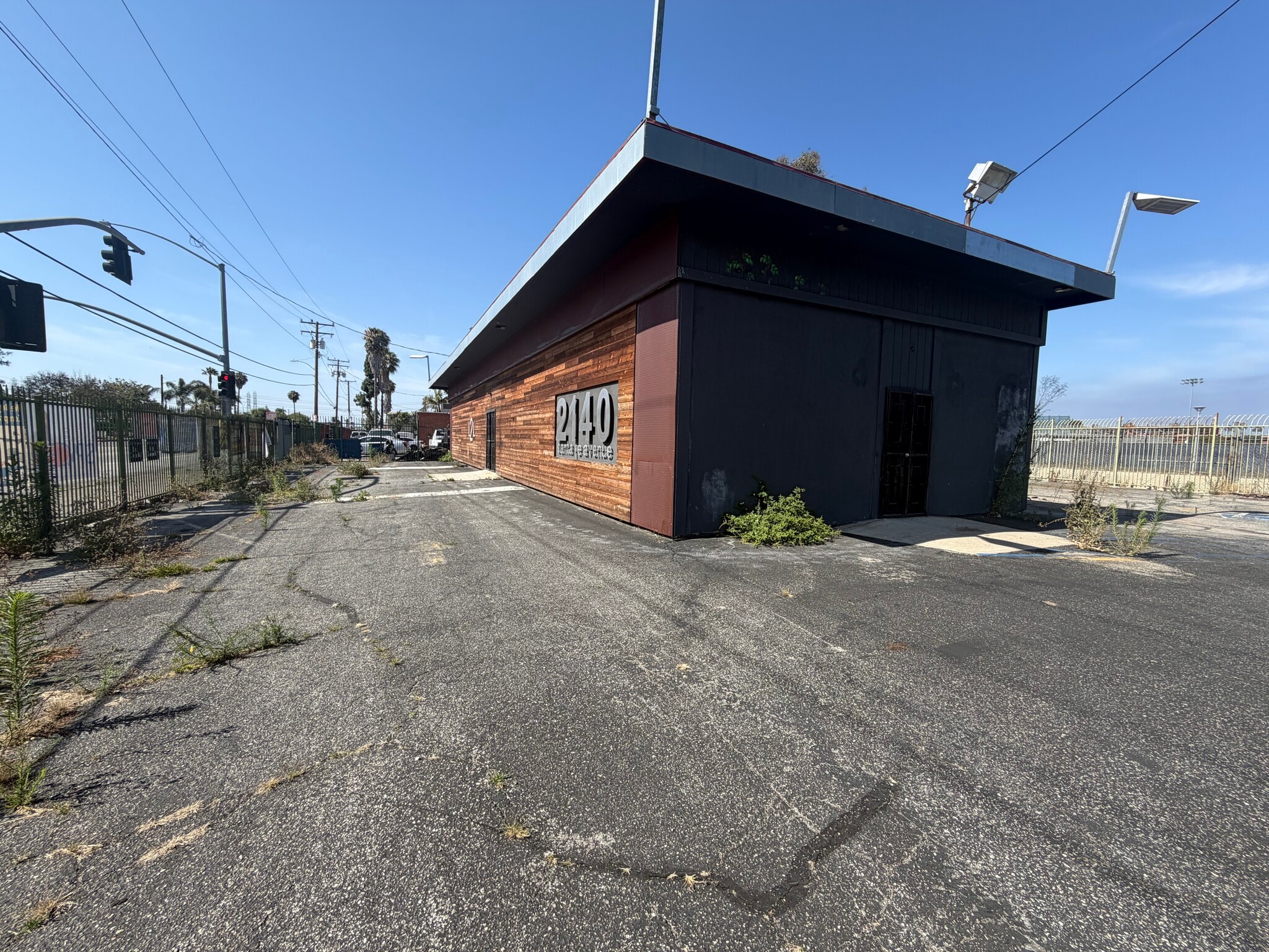 2140 S Santa Fe Ave, Compton, CA for lease Building Photo- Image 1 of 15