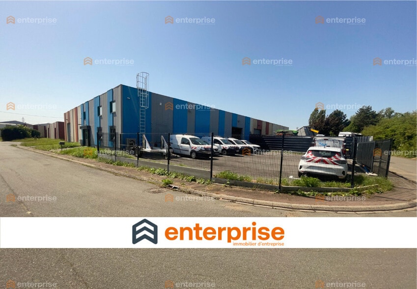 Flex in Lille for lease - Building Photo - Image 1 of 8