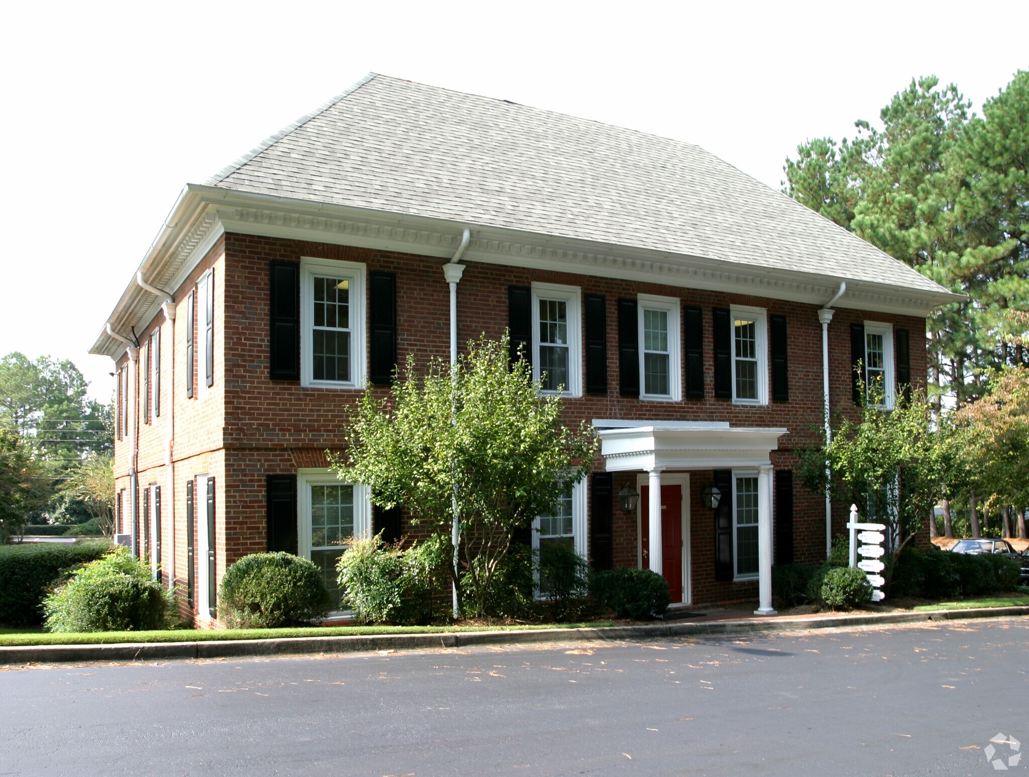 8525 Dunwoody Pl, Atlanta, GA for lease Building Photo- Image 1 of 10