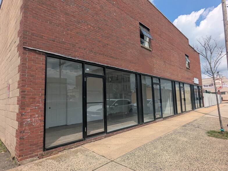 179 N Main St, Freeport, NY à louer - Photo du bâtiment - Image 2 de 15