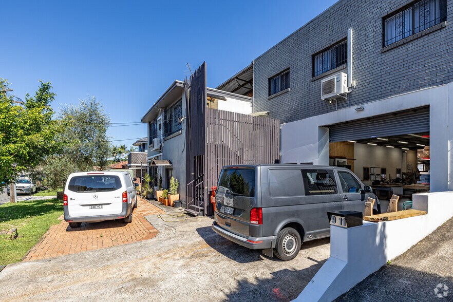 9 Sheffield St, Kingsgrove for sale - Building Photo - Image 3 of 8