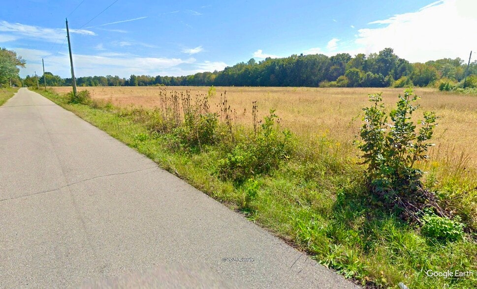 I-65 (Exit 36), Crothersville, IN à vendre - Photo du bâtiment - Image 2 de 2
