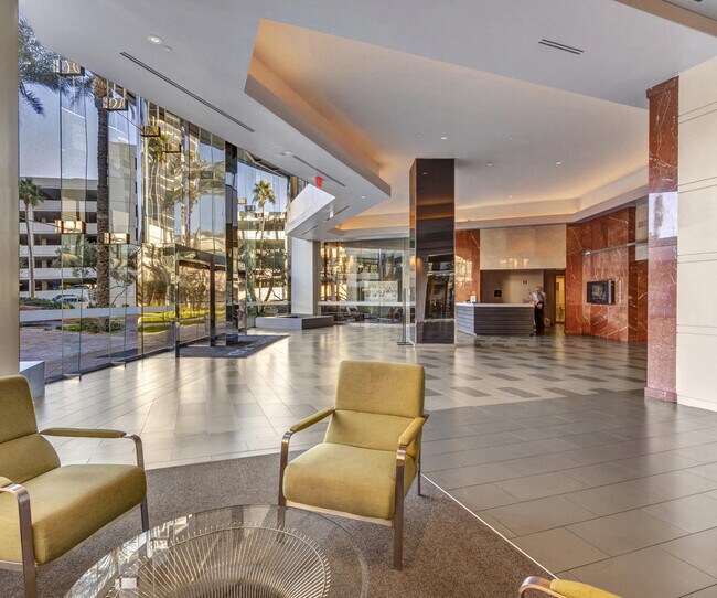 More details for 3101-3111 N Central Ave, Phoenix, AZ - Coworking for Lease