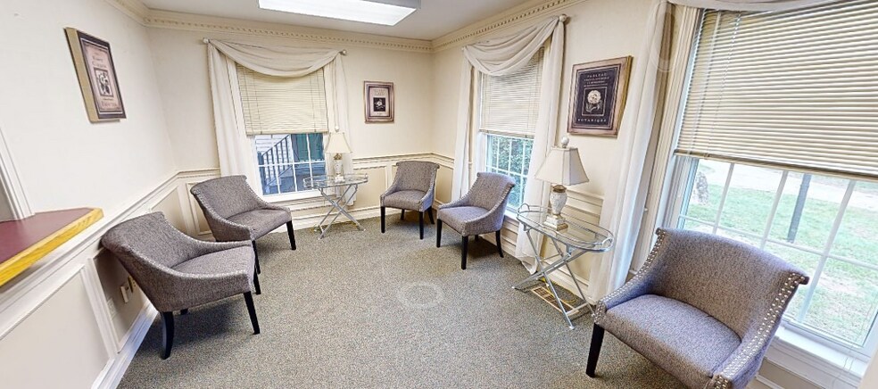 360 State Route 101, Bedford, NH à vendre - Photo intérieure - Image 3 de 13