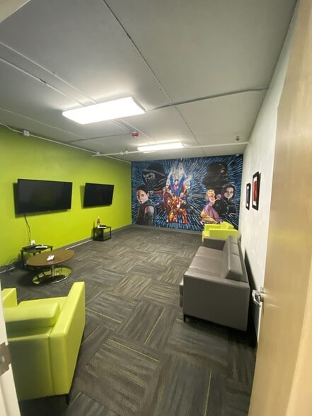 66 E Main St, Rexburg, ID for lease - Interior Photo - Image 3 of 11