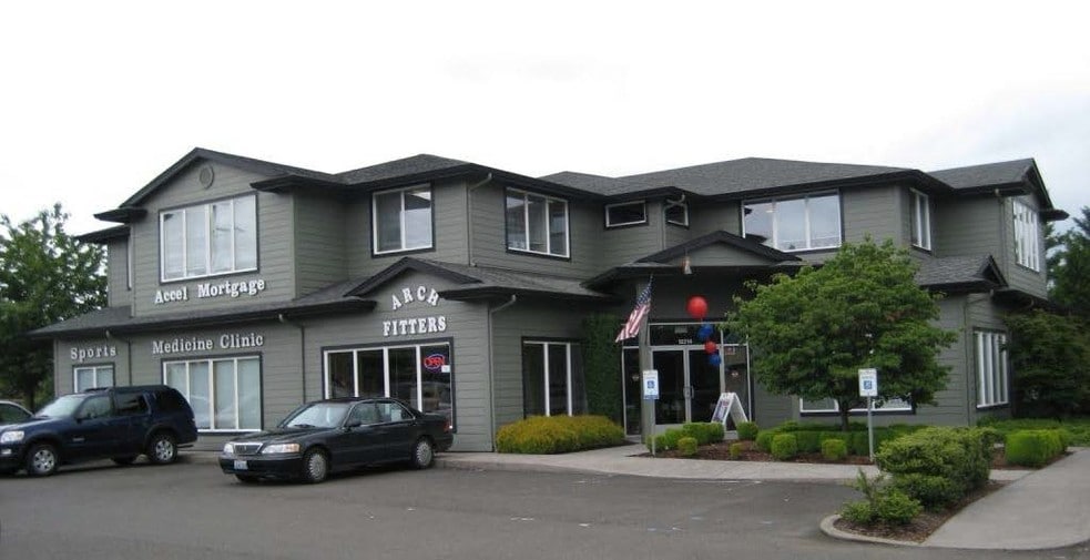 12214 SE Mill Plain Blvd, Vancouver, WA for lease - Building Photo - Image 3 of 12