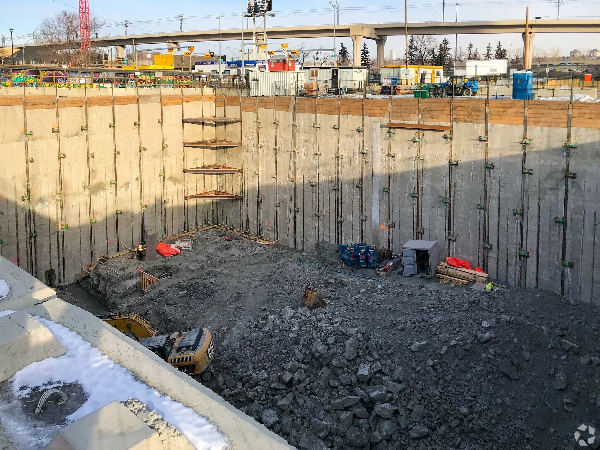 1002 14th St SW, Calgary, AB à vendre Photo principale- Image 1 de 1