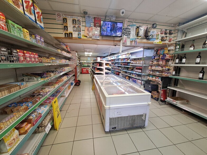 124 High Road Leyton, Londres à vendre - Photo intérieure - Image 2 de 3