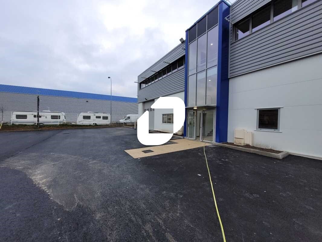 Flex dans Brétigny-sur-Orge à louer Photo du bâtiment- Image 1 de 13