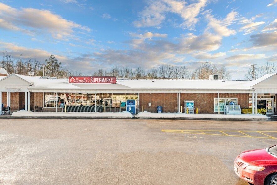 6269-6287 S Main St, North Kingsville, OH à vendre - Photo du bâtiment - Image 3 de 3