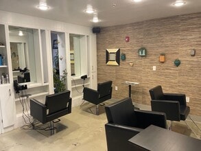 489 Ellicott St, Buffalo, NY for lease Interior Photo- Image 1 of 5