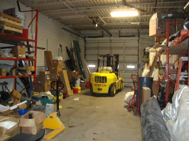 8447 44th Pl, Lyons, IL for sale - Interior Photo - Image 3 of 12