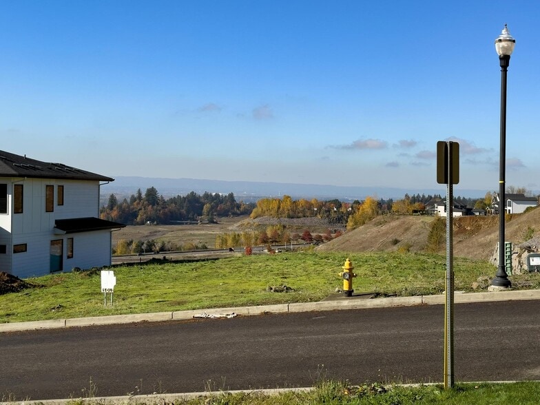 4402 SE Ascension Dr, Camas, WA for sale - Primary Photo - Image 1 of 19