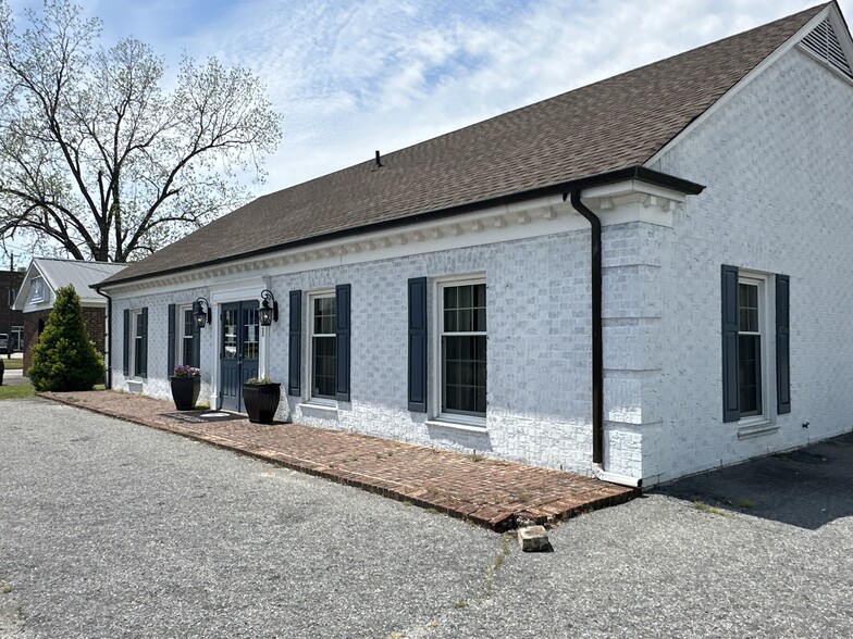 801 Washington St, Williamston, NC for sale - Building Photo - Image 1 of 24