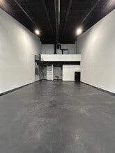 2600 NW 87th Ave, Doral, FL for lease Building Photo- Image 1 of 3