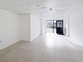 59 Liverpool Rd, Stoke On Trent for lease Interior Photo- Image 2 of 4