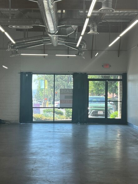 2445-2497 Foothill Blvd, La Verne, CA for lease - Interior Photo - Image 3 of 19