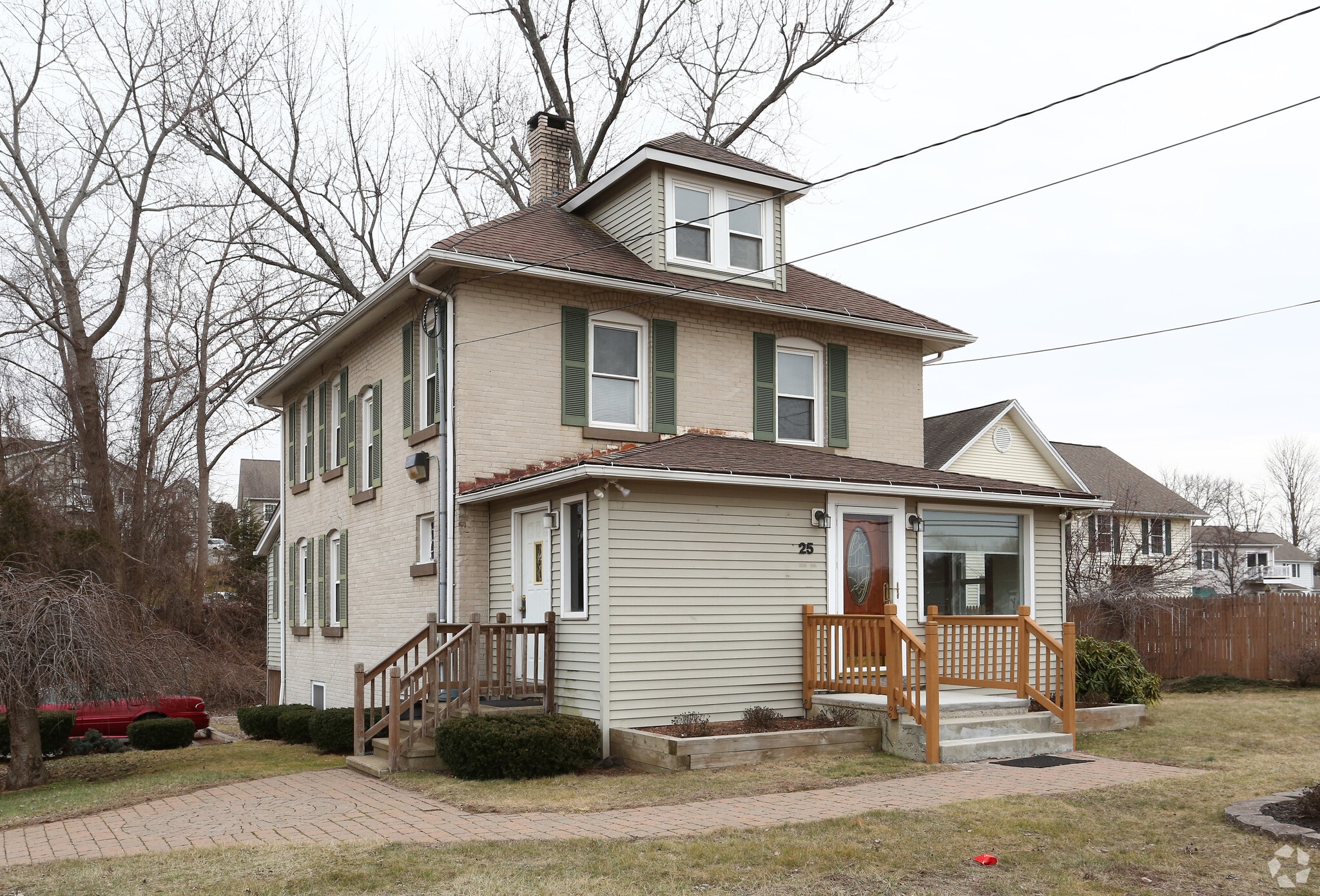 25 S Main St, East Windsor, CT for lease Primary Photo- Image 1 of 45