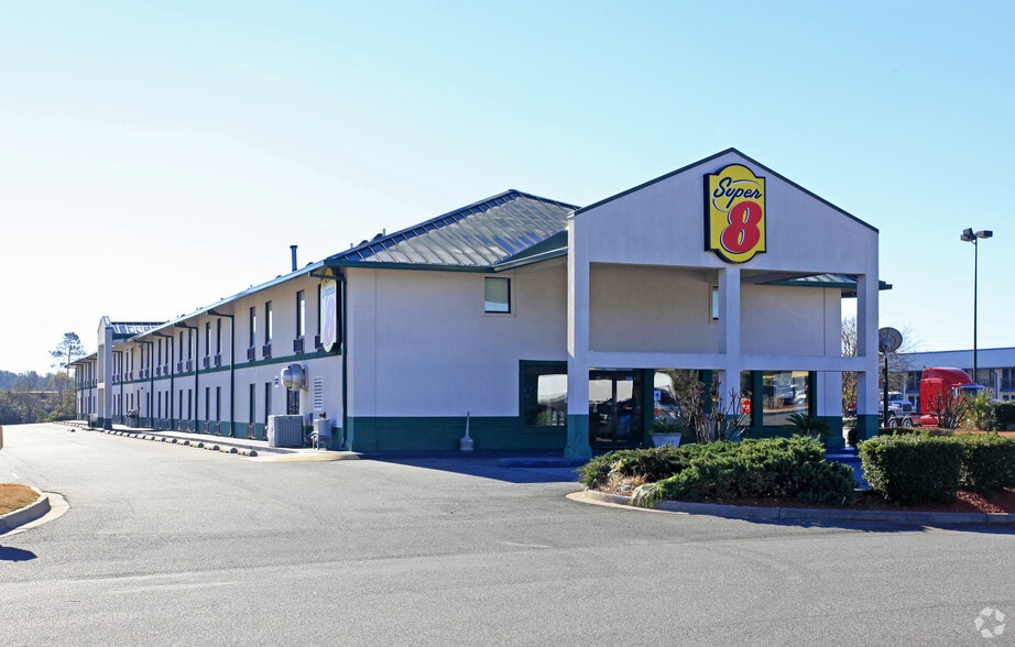 1825 W Hill Ave, Valdosta, GA for sale - Building Photo - Image 3 of 6