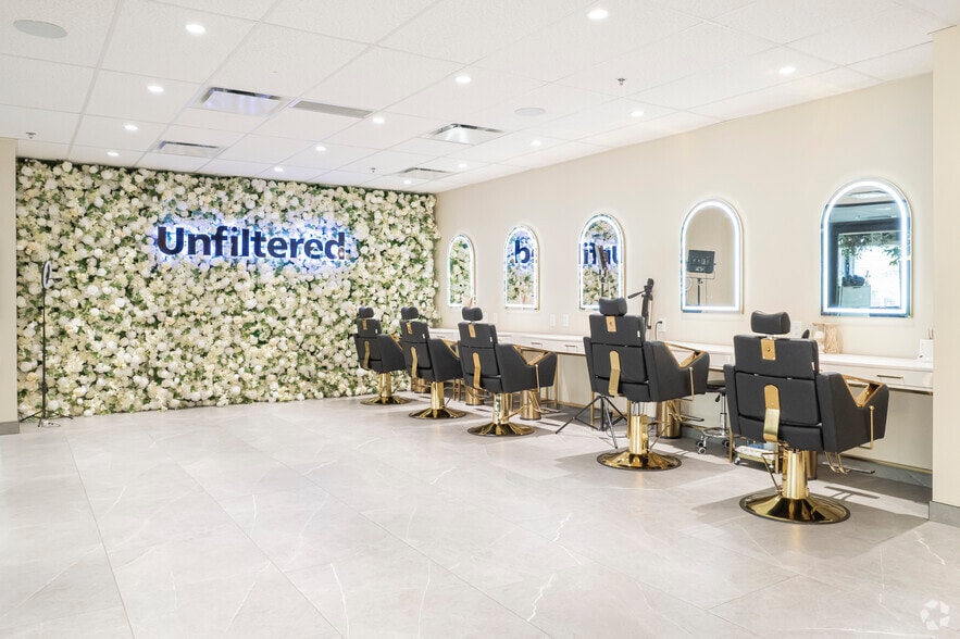 909 5 Av SW, Calgary, AB for lease - Interior Photo - Image 2 of 36