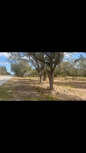 Tropic Street, Titusville, FL à vendre - Vidéo sur l’inscription commerciale - Image 2 de 19