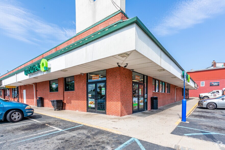 25 W Main St, Rockaway, NJ à louer - Photo du bâtiment - Image 2 de 5