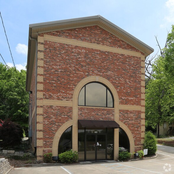 514 1st St N, Alabaster, AL à vendre - Photo du bâtiment - Image 3 de 7