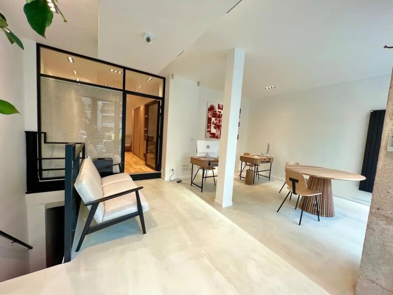 11 Rue Géricault, Paris for sale - Interior Photo - Image 2 of 5