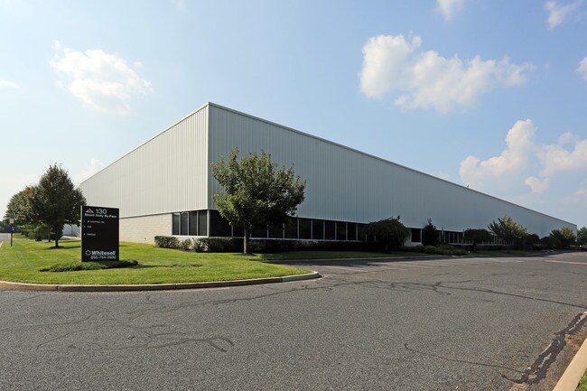 Plus de détails pour 130 Mount Holly Byp, Lumberton, NJ - Industriel à louer