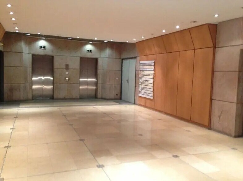 160/160 Bis Rue De Paris, Boulogne-Billancourt à louer - Hall d’entrée - Image 2 de 6