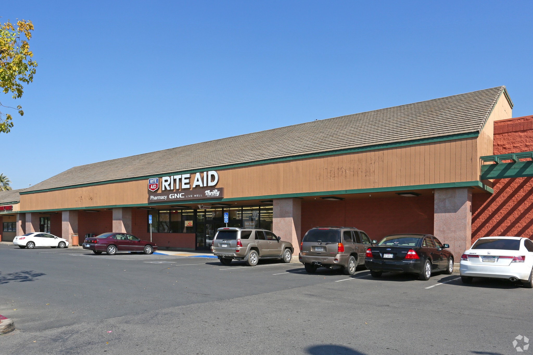 260 N Highway 65, Lindsay, CA for lease Primary Photo- Image 1 of 5